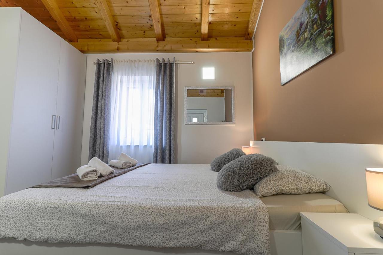 Apartman Juraj I Matej Върсар Екстериор снимка