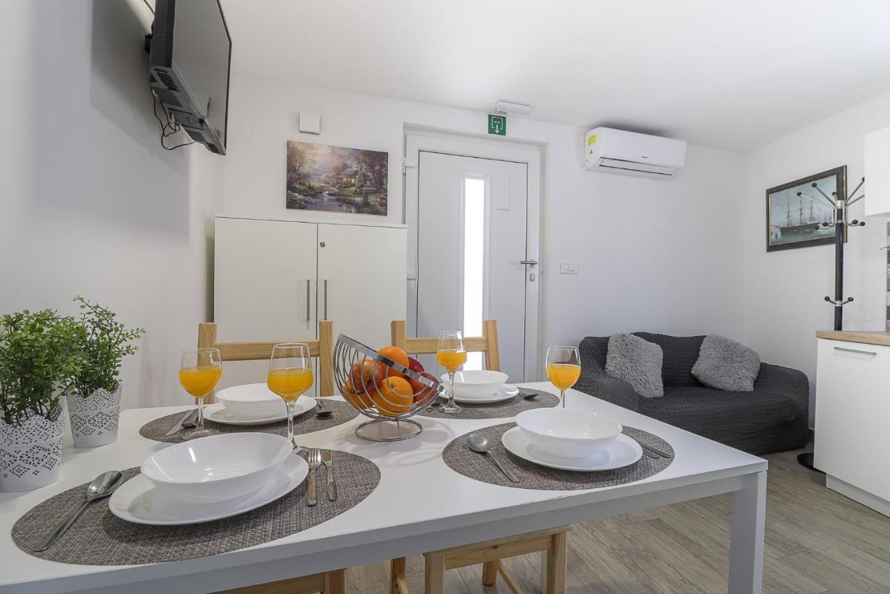 Apartman Juraj I Matej Върсар Екстериор снимка